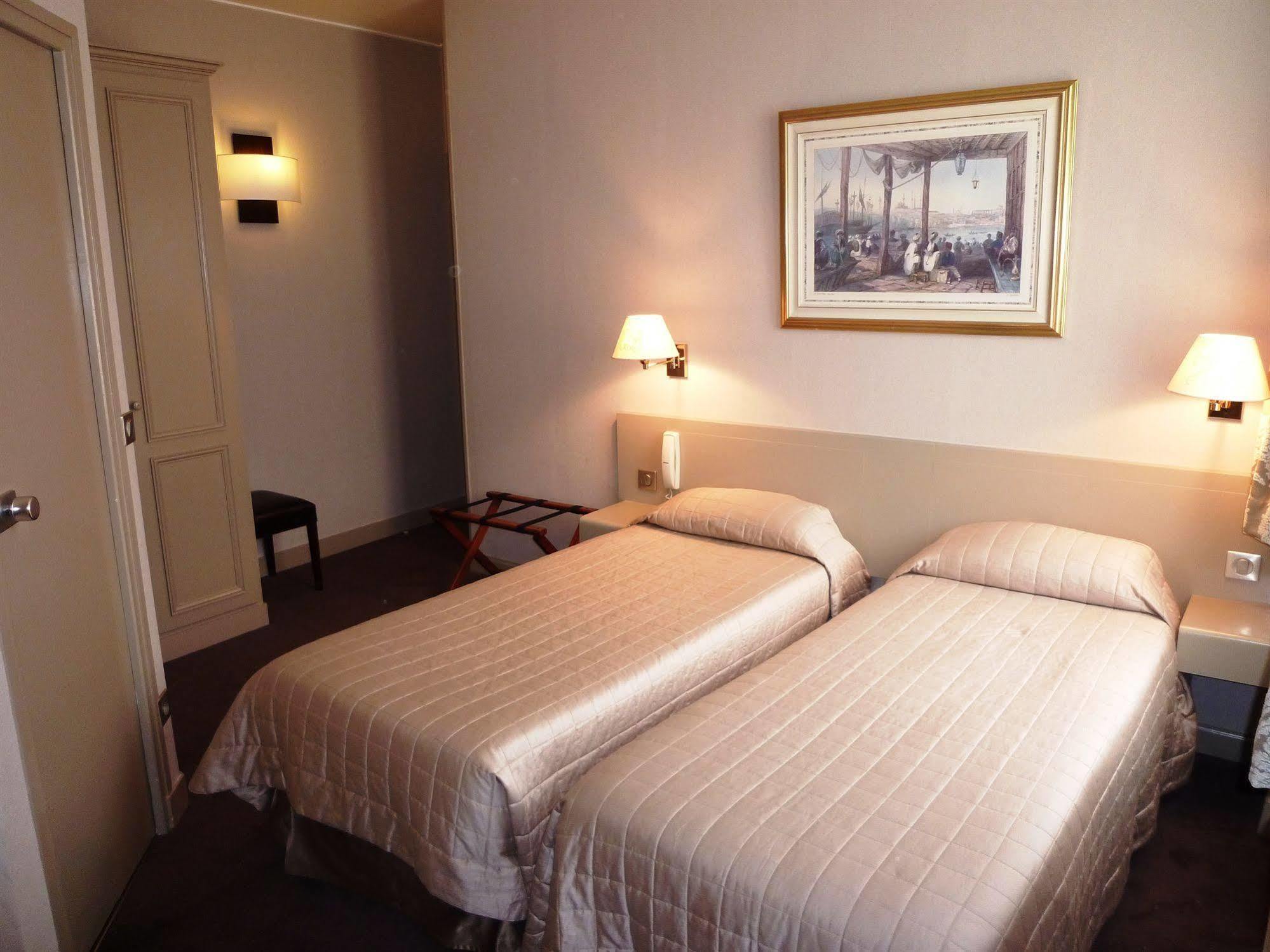 Hotel La Residence Du Berry Βερσαλλίες Εξωτερικό φωτογραφία